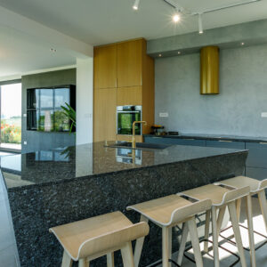 LUXURY BALATON